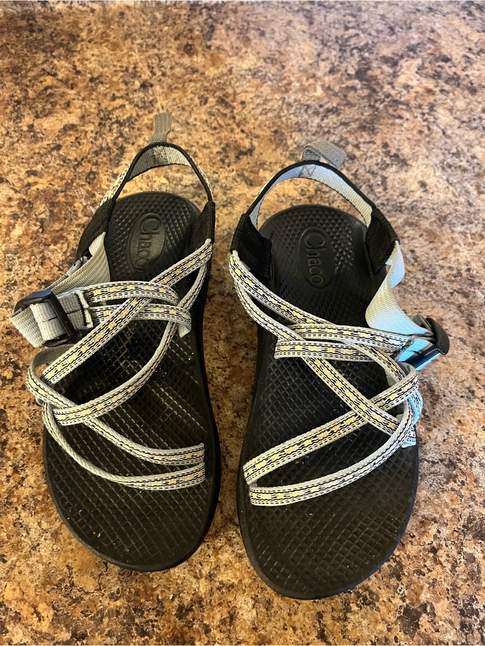 Chaco Kids Black Sandals with‎ Gray Straps